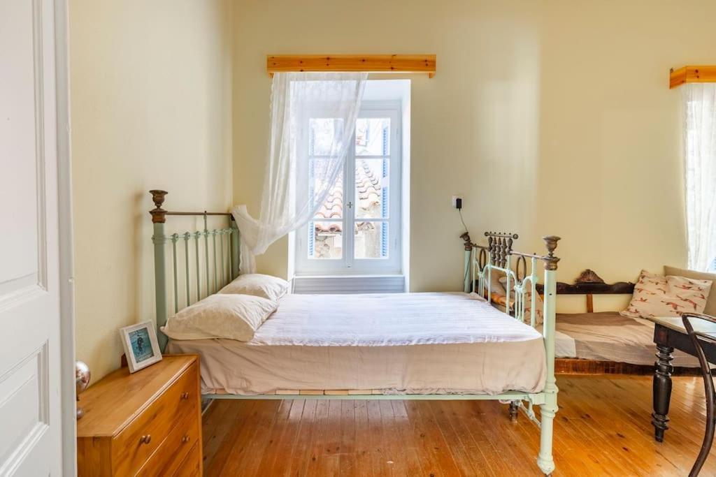 Traditional House At Koroni Near Beach Luaran gambar
